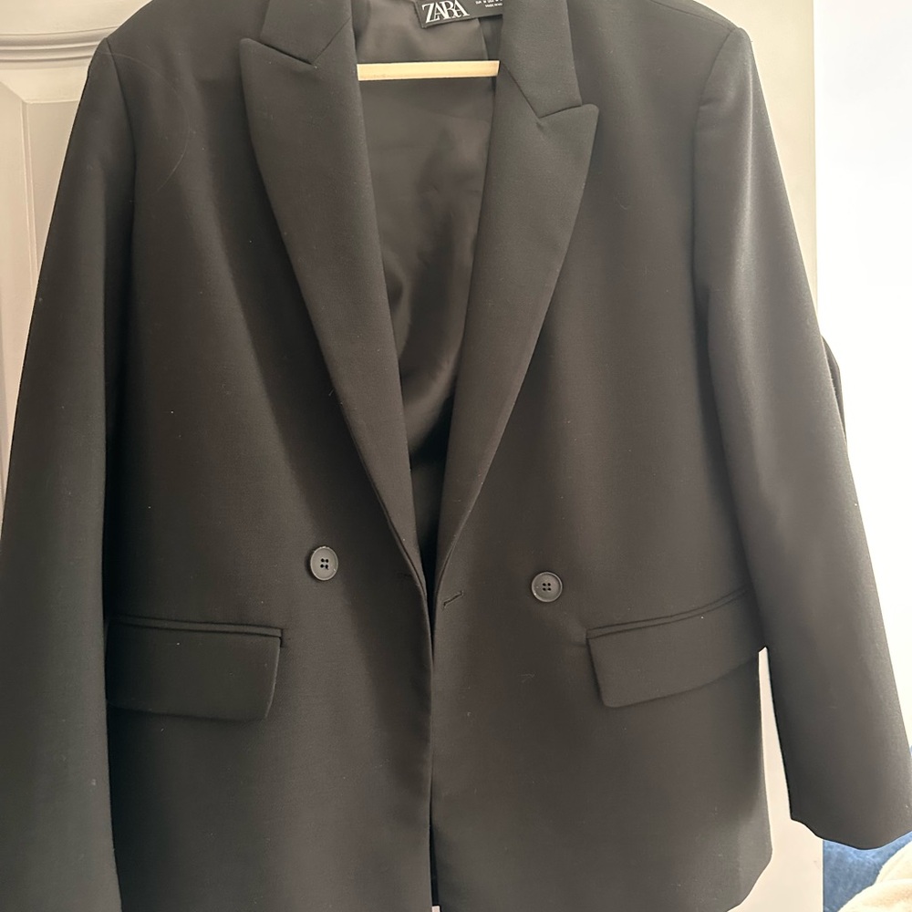Zara Elegant Black Jacket